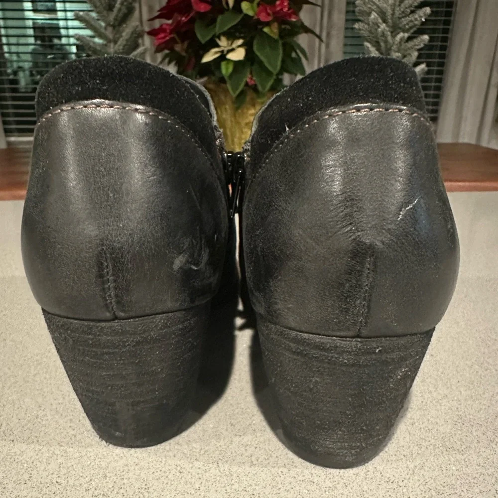 Kirk-Ease Leather Heeled Ankle Boots